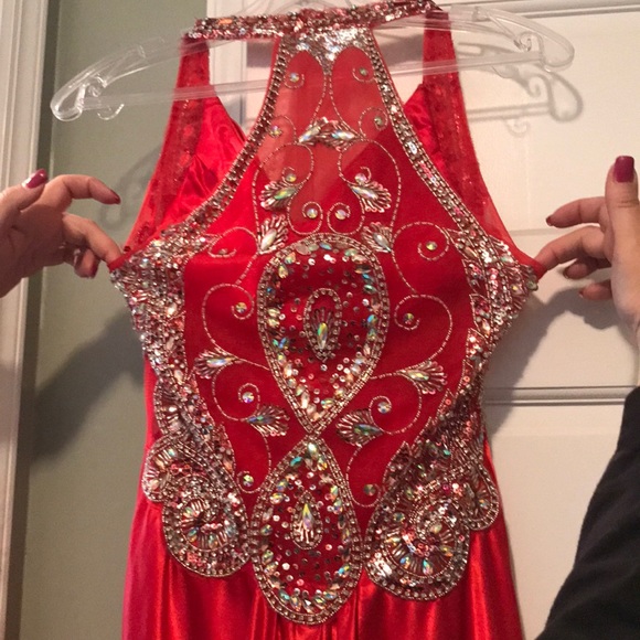 Prom dress - Picture 4 of 5